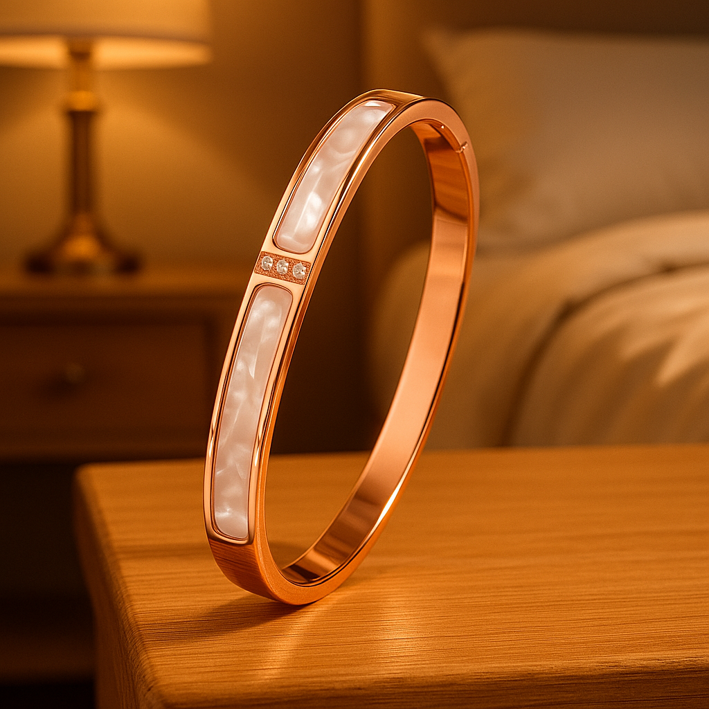 Lolah Shell Inlay Zircon Bangle