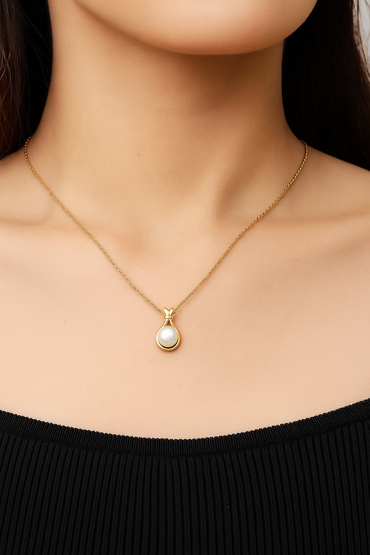 Elegant Simple Style Geometric Stainless Steel Plating Inlay Artificial Pearl 18k Gold Plated Pendant Necklace