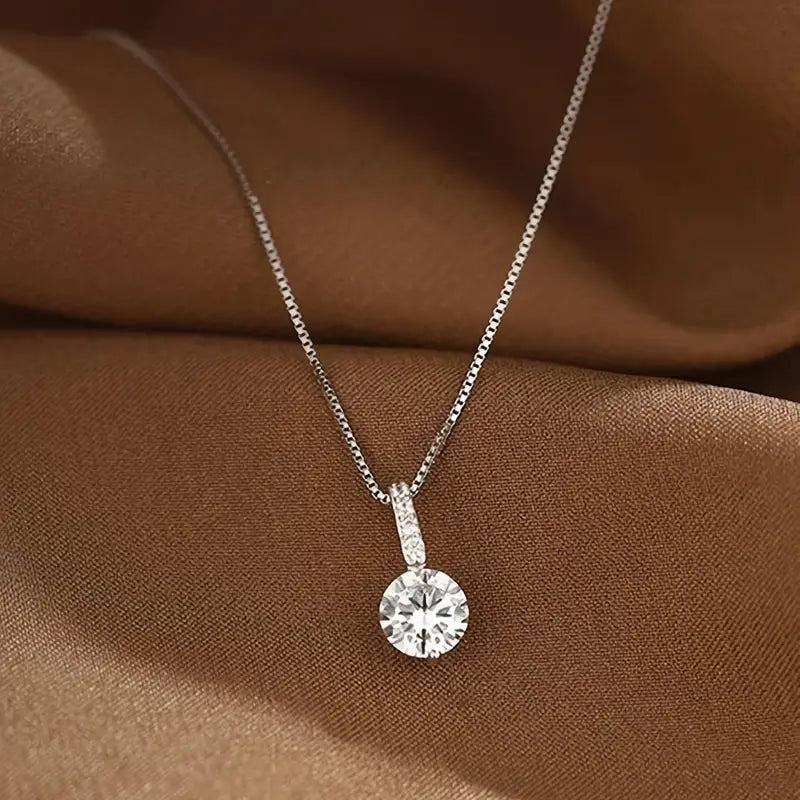 Elegant Geometric Solitaire Rhinestone Pendant Necklace