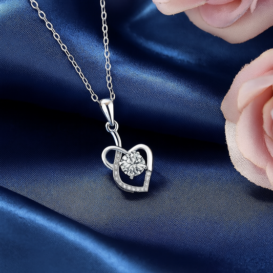 925 Sterling Silver Moissanite Zircon Inlay Heart Shape Pendant Necklace