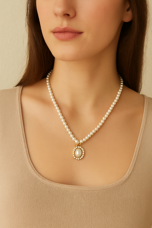Vintage Fan-Shaped Glass Opal Pearl Necklace