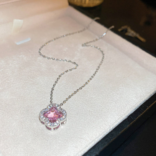 Pink Zirconium Clover Necklace