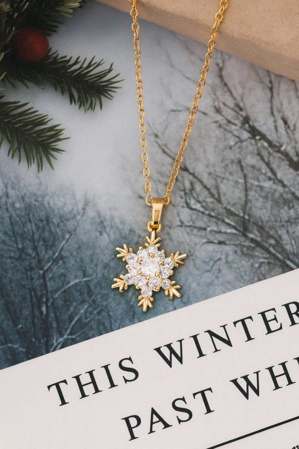 Snowflake Sparkle Pendant Necklace – Limited Edition